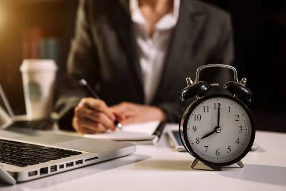 This Free Course Teaches Time Management That Works